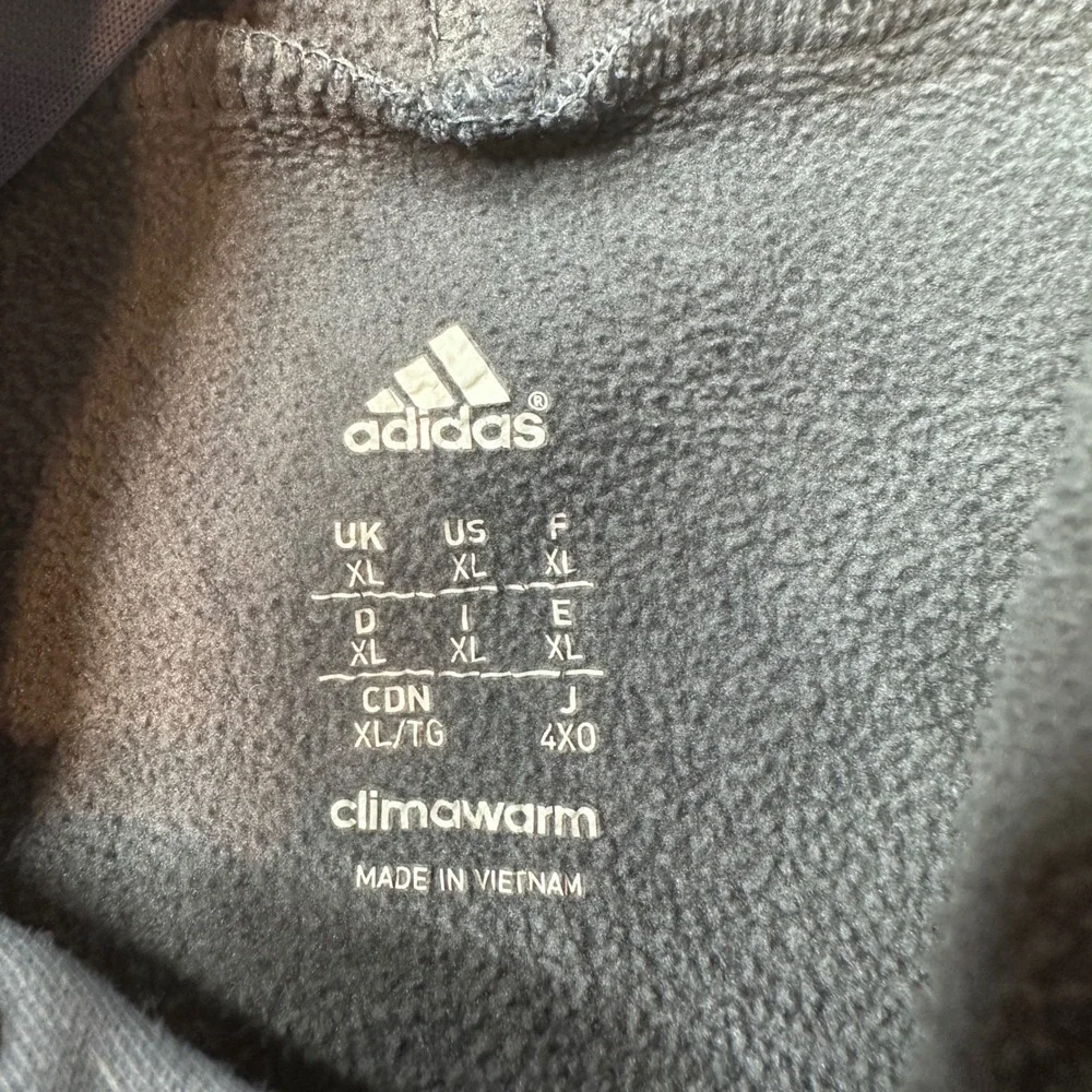 Adidas Hoodie Mens XL Grey Climawarm Pullover Fleece M34643 Athletic Sweatshirt